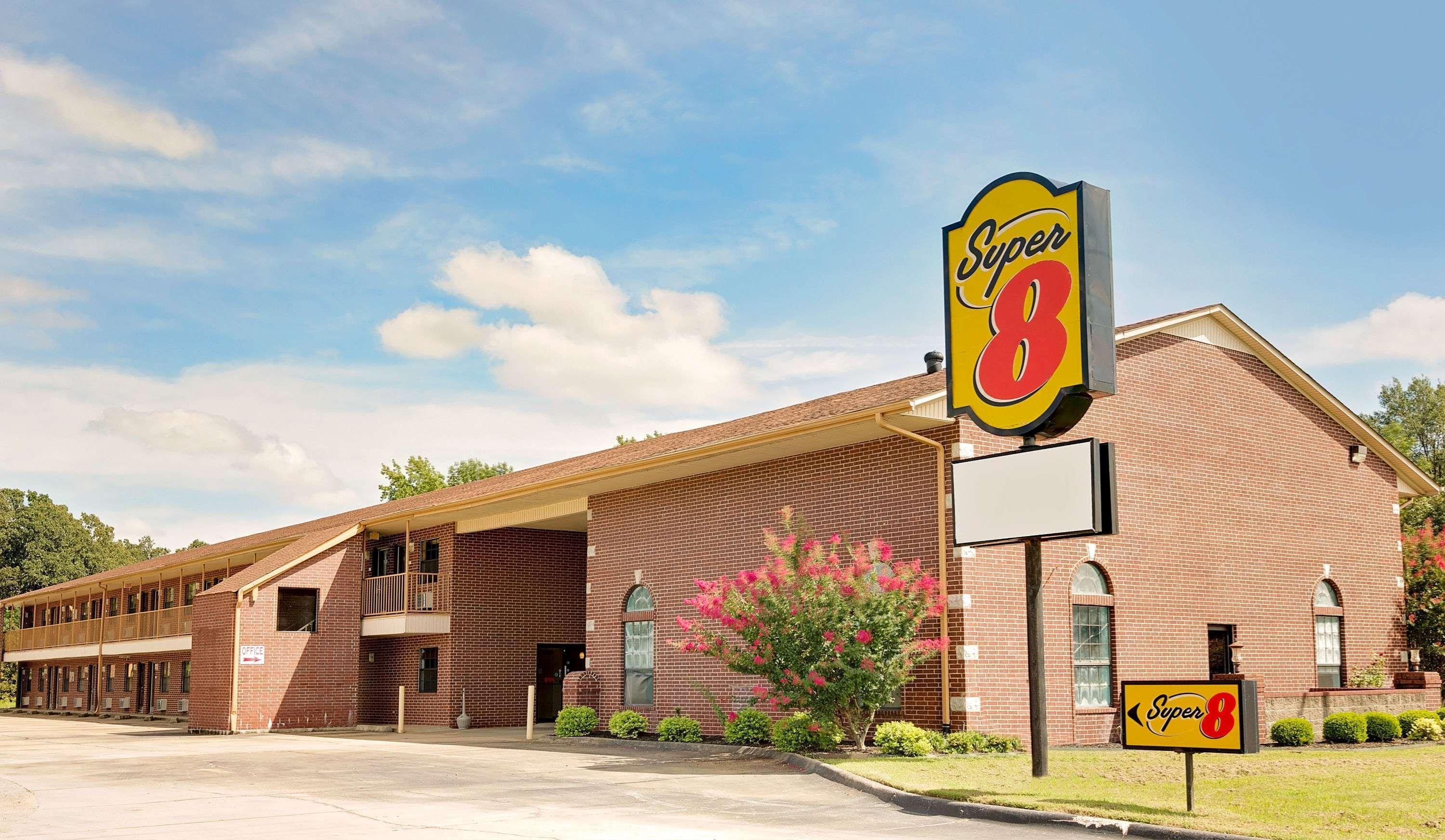 Super 8 By Wyndham Hazen Hotel Exterior photo